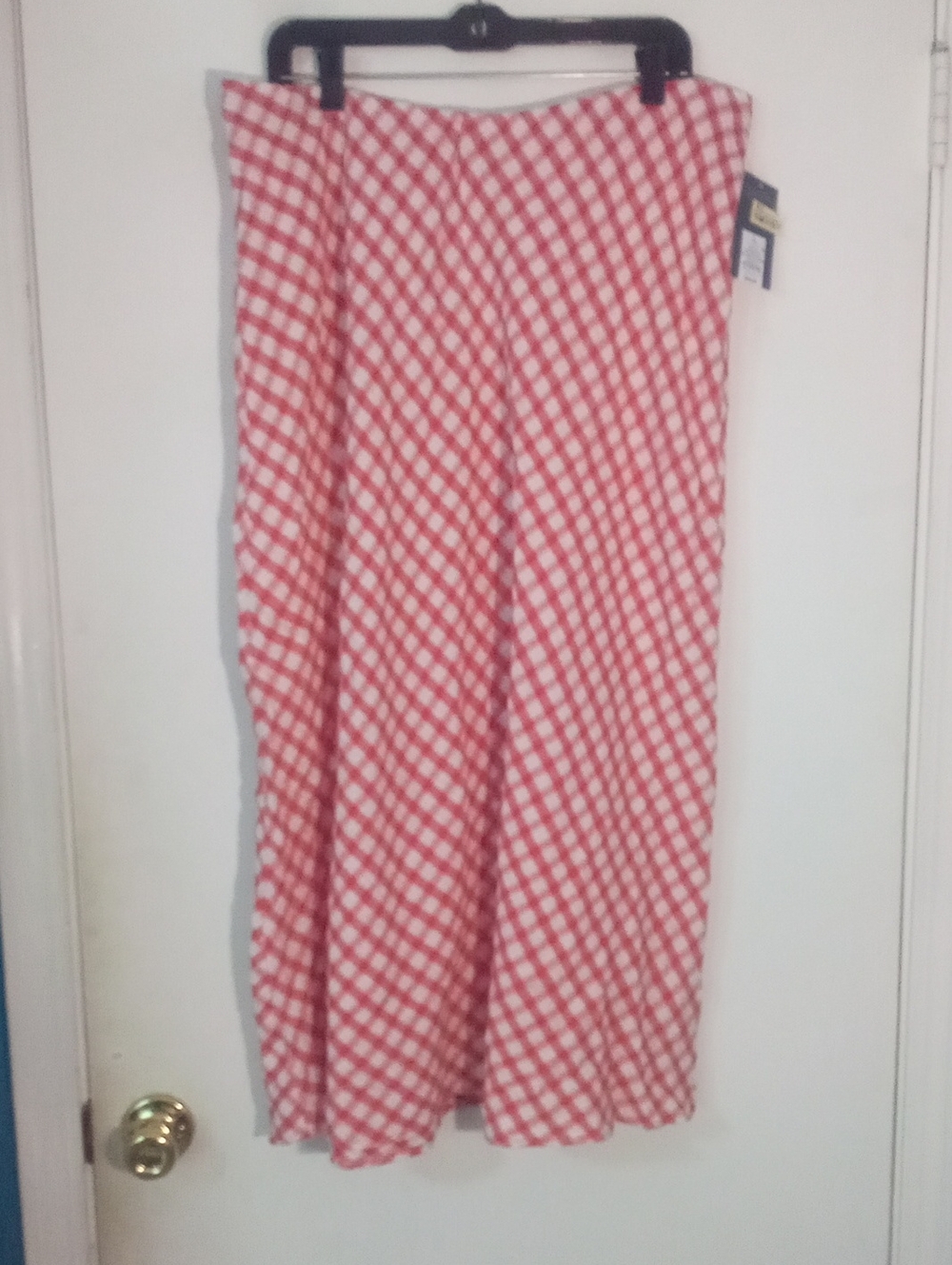 * Universal Thread Red and White Gingham Skirt NWT $30 Cotton/Viscose